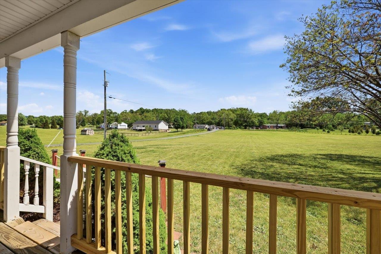 3437 LYNDHURST RD, STUARTS DRAFT, Virginia 24477, 3 Bedrooms Bedrooms, ,2 BathroomsBathrooms,Residential,3437 LYNDHURST RD,677424 MLS # 677424 3437 LYNDHURST RD, STUARTS DRAFT, Virginia 24477, 3 Bedrooms Bedrooms, ,2 BathroomsBathrooms,Residential,3437 LYNDHURST RD,677424 MLS # 677424