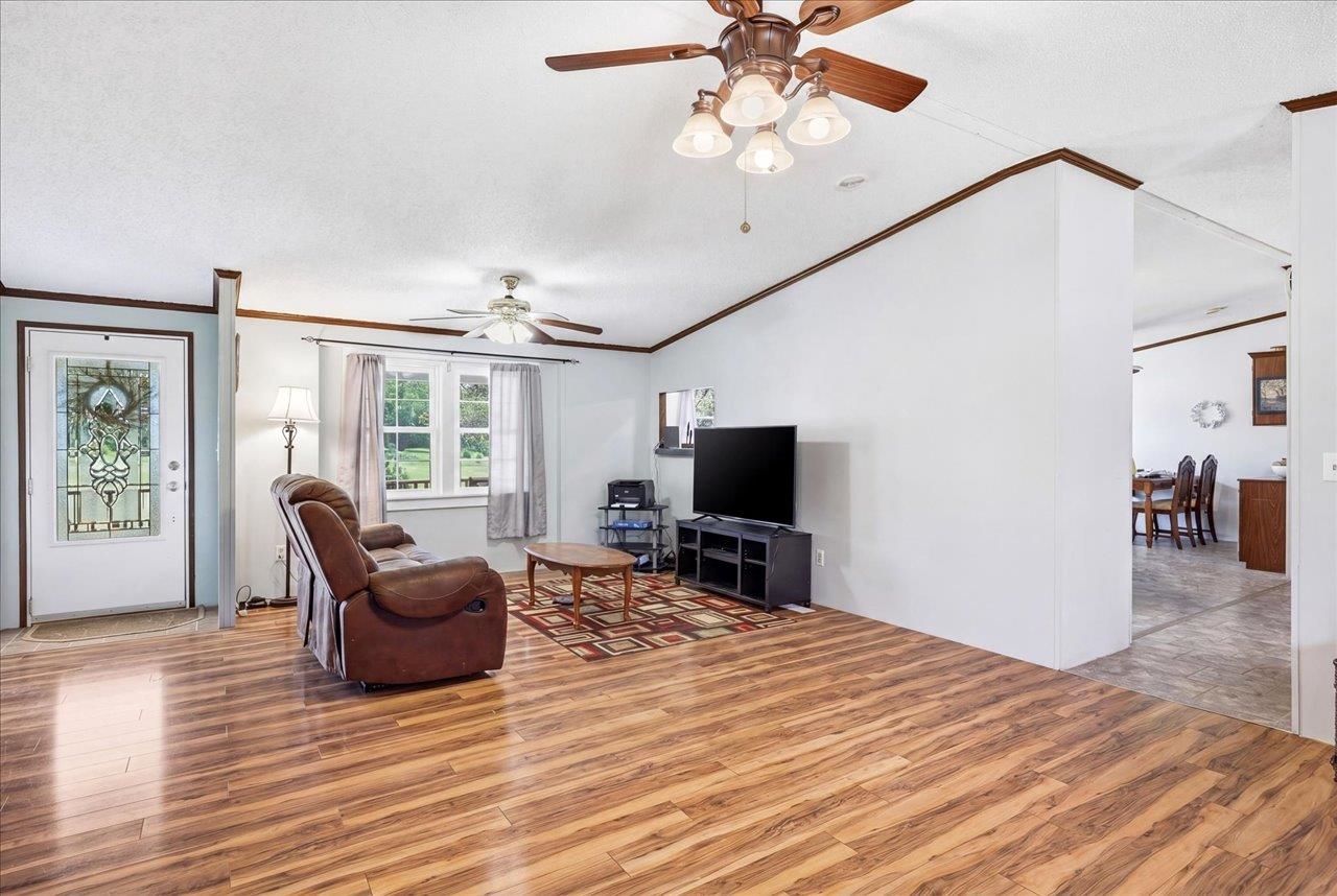 3437 LYNDHURST RD, STUARTS DRAFT, Virginia 24477, 3 Bedrooms Bedrooms, ,2 BathroomsBathrooms,Residential,3437 LYNDHURST RD,677424 MLS # 677424 3437 LYNDHURST RD, STUARTS DRAFT, Virginia 24477, 3 Bedrooms Bedrooms, ,2 BathroomsBathrooms,Residential,3437 LYNDHURST RD,677424 MLS # 677424