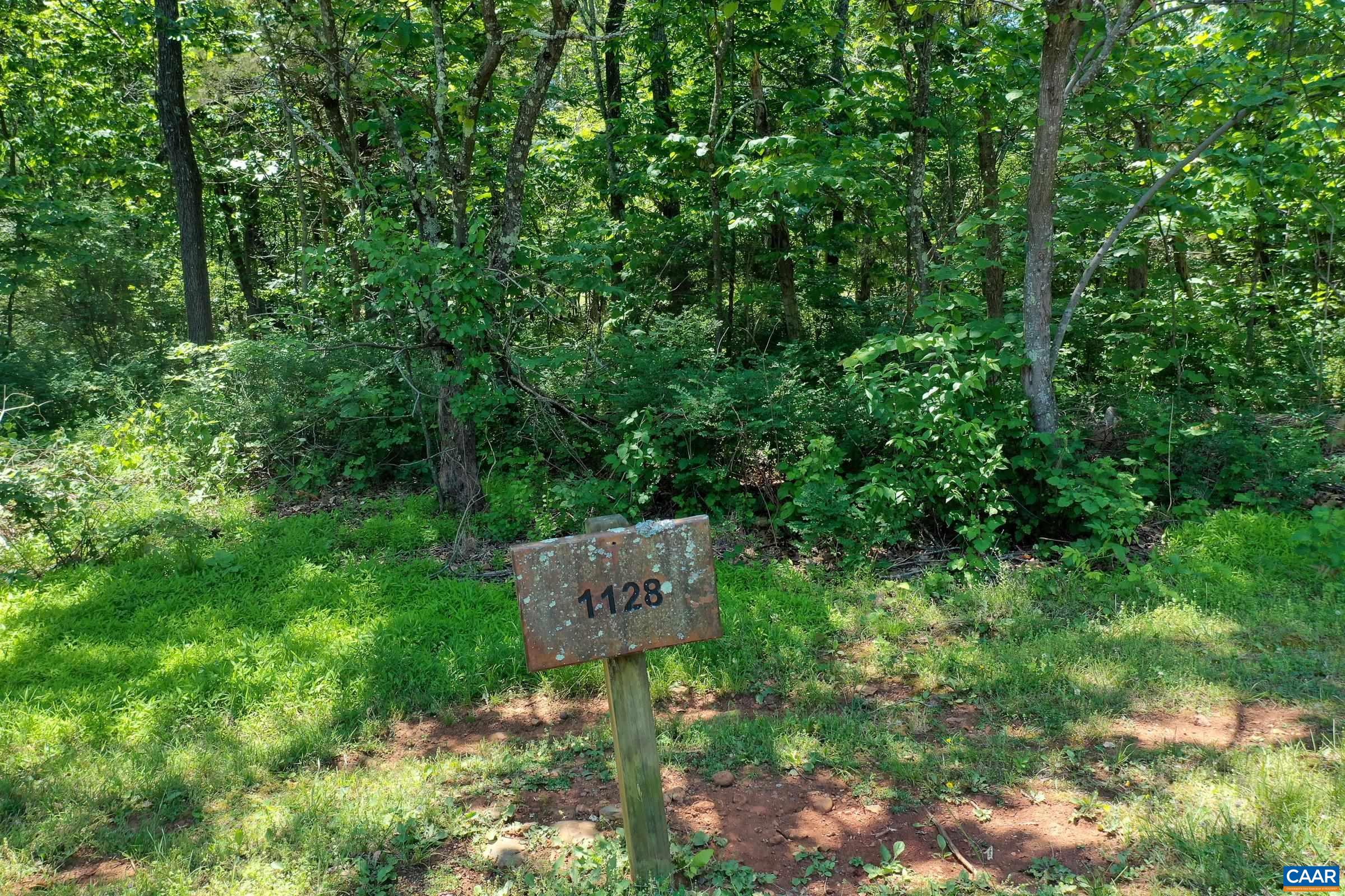 Flat and wooded land offers privacy. Flat and wooded land offers privacy.