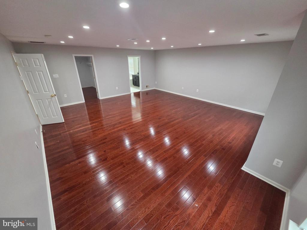 5200 LINDEN DR, FREDERICKSBURG, Virginia 22407, 6 Bedrooms Bedrooms, ,4 BathroomsBathrooms,Residential,5200 LINDEN DR,VASP2040898 MLS # VASP2040898 5200 LINDEN DR, FREDERICKSBURG, Virginia 22407, 6 Bedrooms Bedrooms, ,4 BathroomsBathrooms,Residential,5200 LINDEN DR,VASP2040898 MLS # VASP2040898