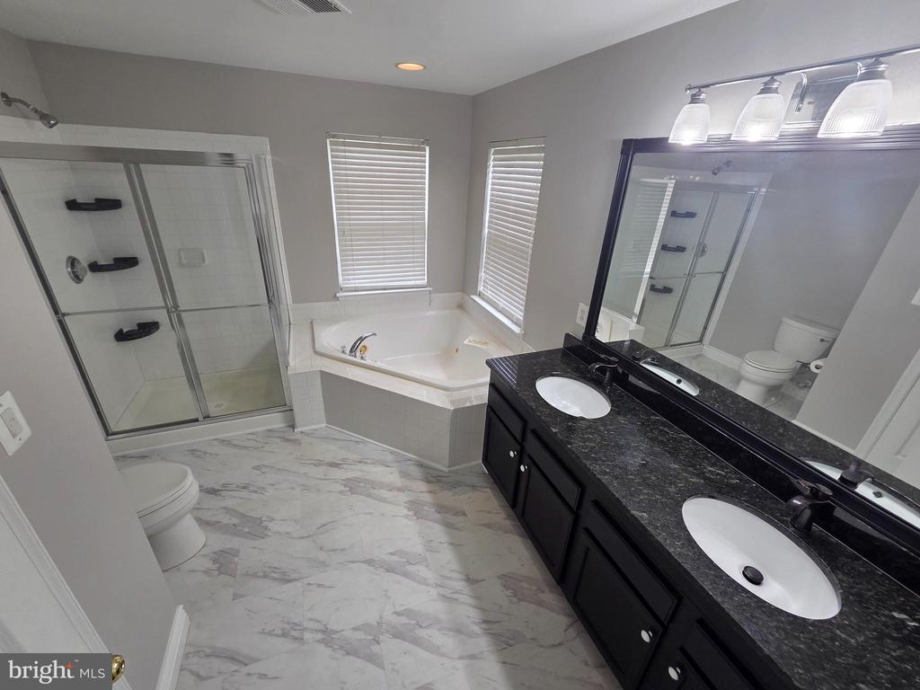 5200 LINDEN DR, FREDERICKSBURG, Virginia 22407, 6 Bedrooms Bedrooms, ,4 BathroomsBathrooms,Residential,5200 LINDEN DR,VASP2040898 MLS # VASP2040898 5200 LINDEN DR, FREDERICKSBURG, Virginia 22407, 6 Bedrooms Bedrooms, ,4 BathroomsBathrooms,Residential,5200 LINDEN DR,VASP2040898 MLS # VASP2040898