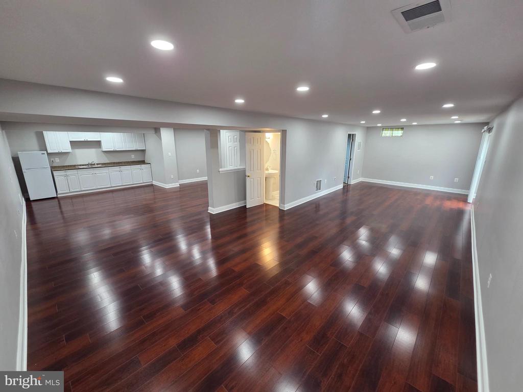 5200 LINDEN DR, FREDERICKSBURG, Virginia 22407, 6 Bedrooms Bedrooms, ,4 BathroomsBathrooms,Residential,5200 LINDEN DR,VASP2040898 MLS # VASP2040898 5200 LINDEN DR, FREDERICKSBURG, Virginia 22407, 6 Bedrooms Bedrooms, ,4 BathroomsBathrooms,Residential,5200 LINDEN DR,VASP2040898 MLS # VASP2040898