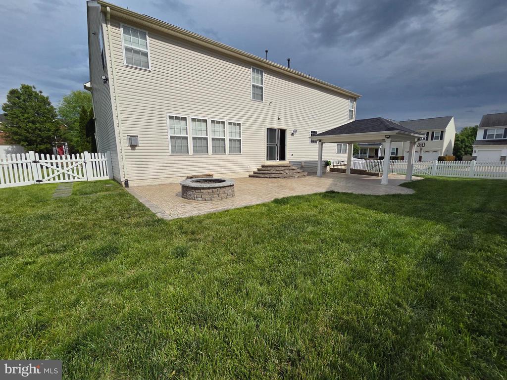 5200 LINDEN DR, FREDERICKSBURG, Virginia 22407, 6 Bedrooms Bedrooms, ,4 BathroomsBathrooms,Residential,5200 LINDEN DR,VASP2040898 MLS # VASP2040898 5200 LINDEN DR, FREDERICKSBURG, Virginia 22407, 6 Bedrooms Bedrooms, ,4 BathroomsBathrooms,Residential,5200 LINDEN DR,VASP2040898 MLS # VASP2040898
