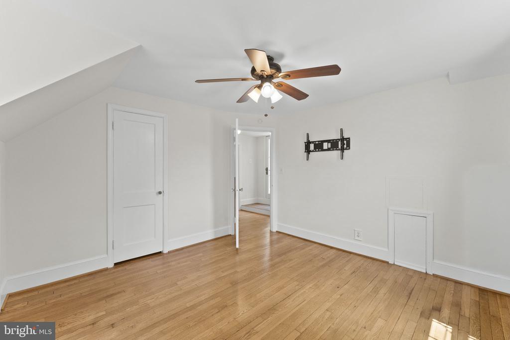 69 MOFFETT AVE, WARRENTON, Virginia 20186, 2 Bedrooms Bedrooms, ,1 BathroomBathrooms,Residential,69 MOFFETT AVE,VAFQ2021138 MLS # VAFQ2021138 69 MOFFETT AVE, WARRENTON, Virginia 20186, 2 Bedrooms Bedrooms, ,1 BathroomBathrooms,Residential,69 MOFFETT AVE,VAFQ2021138 MLS # VAFQ2021138
