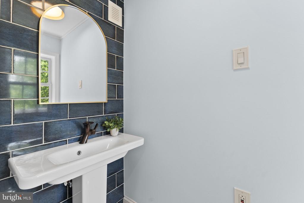 69 MOFFETT AVE, WARRENTON, Virginia 20186, 2 Bedrooms Bedrooms, ,1 BathroomBathrooms,Residential,69 MOFFETT AVE,VAFQ2021138 MLS # VAFQ2021138 69 MOFFETT AVE, WARRENTON, Virginia 20186, 2 Bedrooms Bedrooms, ,1 BathroomBathrooms,Residential,69 MOFFETT AVE,VAFQ2021138 MLS # VAFQ2021138