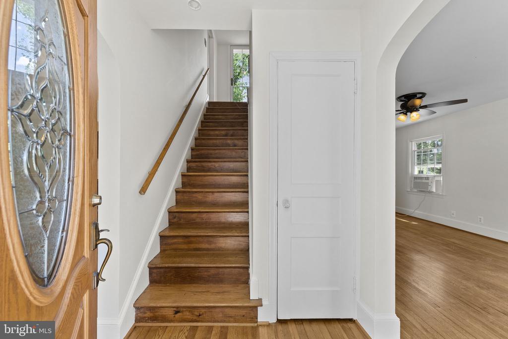 69 MOFFETT AVE, WARRENTON, Virginia 20186, 2 Bedrooms Bedrooms, ,1 BathroomBathrooms,Residential,69 MOFFETT AVE,VAFQ2021138 MLS # VAFQ2021138 69 MOFFETT AVE, WARRENTON, Virginia 20186, 2 Bedrooms Bedrooms, ,1 BathroomBathrooms,Residential,69 MOFFETT AVE,VAFQ2021138 MLS # VAFQ2021138