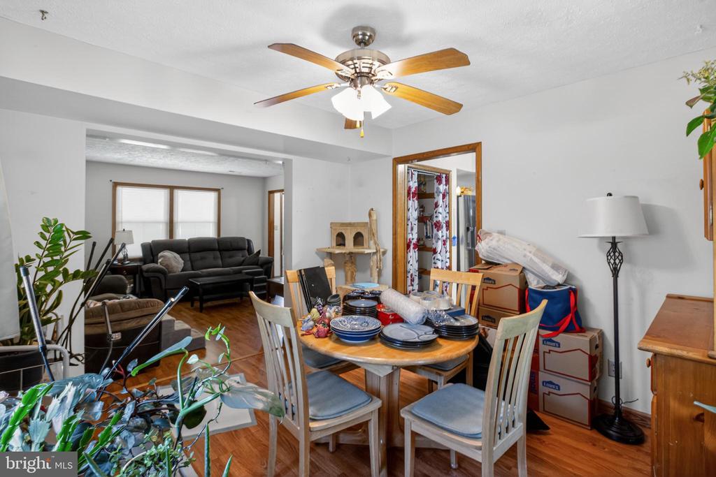 308 COOPER ST, SPOTSYLVANIA, Virginia 22551, 3 Bedrooms Bedrooms, ,2 BathroomsBathrooms,Residential,308 COOPER ST,VASP2042204 MLS # VASP2042204