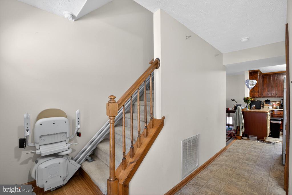 308 COOPER ST, SPOTSYLVANIA, Virginia 22551, 3 Bedrooms Bedrooms, ,2 BathroomsBathrooms,Residential,308 COOPER ST,VASP2042204 MLS # VASP2042204