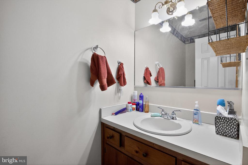 308 COOPER ST, SPOTSYLVANIA, Virginia 22551, 3 Bedrooms Bedrooms, ,2 BathroomsBathrooms,Residential,308 COOPER ST,VASP2042204 MLS # VASP2042204