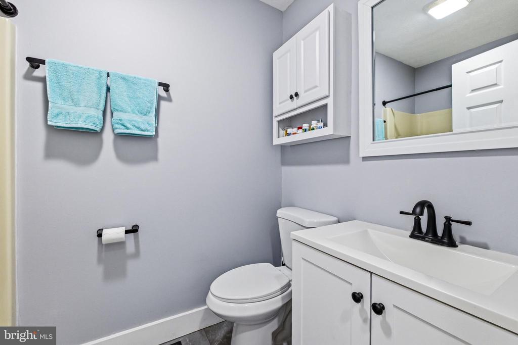 157 HERITAGE DR, LURAY, Virginia 22835, 3 Bedrooms Bedrooms, ,2 BathroomsBathrooms,Residential,157 HERITAGE DR,VAPA2006476 MLS # VAPA2006476 157 HERITAGE DR, LURAY, Virginia 22835, 3 Bedrooms Bedrooms, ,2 BathroomsBathrooms,Residential,157 HERITAGE DR,VAPA2006476 MLS # VAPA2006476