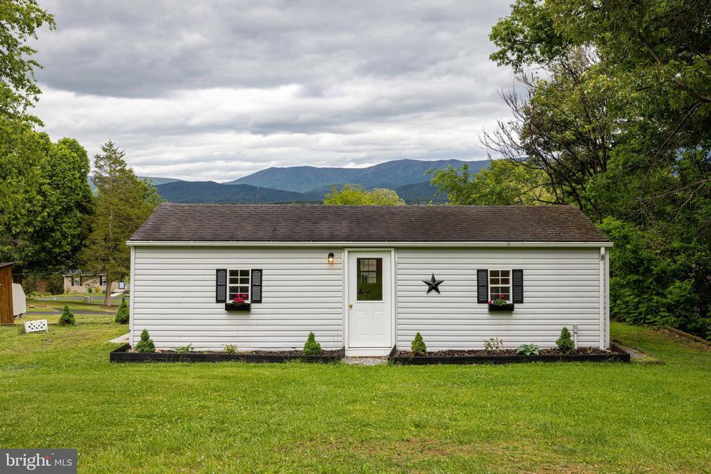 157 HERITAGE DR, LURAY, Virginia 22835, 3 Bedrooms Bedrooms, ,2 BathroomsBathrooms,Residential,157 HERITAGE DR,VAPA2006476 MLS # VAPA2006476 157 HERITAGE DR, LURAY, Virginia 22835, 3 Bedrooms Bedrooms, ,2 BathroomsBathrooms,Residential,157 HERITAGE DR,VAPA2006476 MLS # VAPA2006476