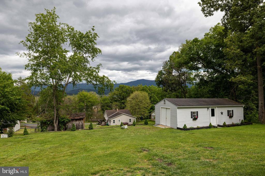 157 HERITAGE DR, LURAY, Virginia 22835, 3 Bedrooms Bedrooms, ,2 BathroomsBathrooms,Residential,157 HERITAGE DR,VAPA2006476 MLS # VAPA2006476 157 HERITAGE DR, LURAY, Virginia 22835, 3 Bedrooms Bedrooms, ,2 BathroomsBathrooms,Residential,157 HERITAGE DR,VAPA2006476 MLS # VAPA2006476