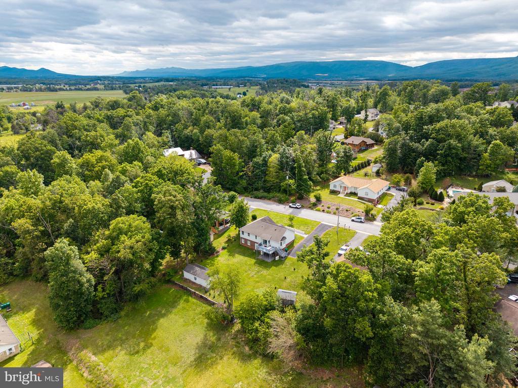 157 HERITAGE DR, LURAY, Virginia 22835, 3 Bedrooms Bedrooms, ,2 BathroomsBathrooms,Residential,157 HERITAGE DR,VAPA2006476 MLS # VAPA2006476 157 HERITAGE DR, LURAY, Virginia 22835, 3 Bedrooms Bedrooms, ,2 BathroomsBathrooms,Residential,157 HERITAGE DR,VAPA2006476 MLS # VAPA2006476