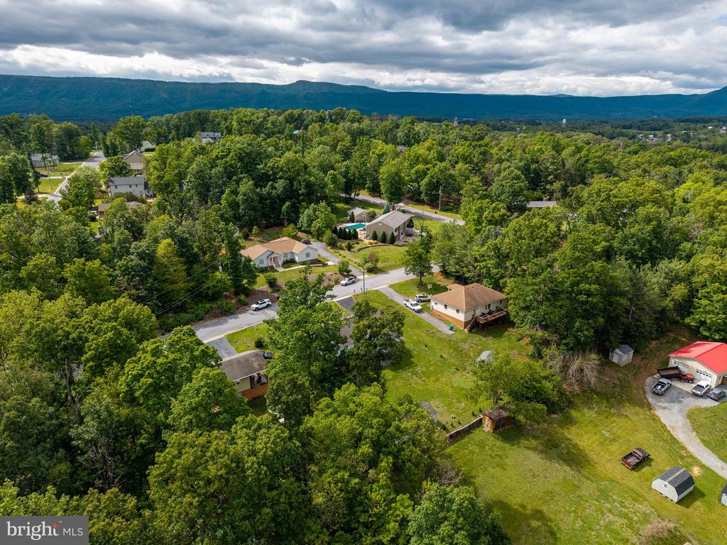 157 HERITAGE DR, LURAY, Virginia 22835, 3 Bedrooms Bedrooms, ,2 BathroomsBathrooms,Residential,157 HERITAGE DR,VAPA2006476 MLS # VAPA2006476 157 HERITAGE DR, LURAY, Virginia 22835, 3 Bedrooms Bedrooms, ,2 BathroomsBathrooms,Residential,157 HERITAGE DR,VAPA2006476 MLS # VAPA2006476
