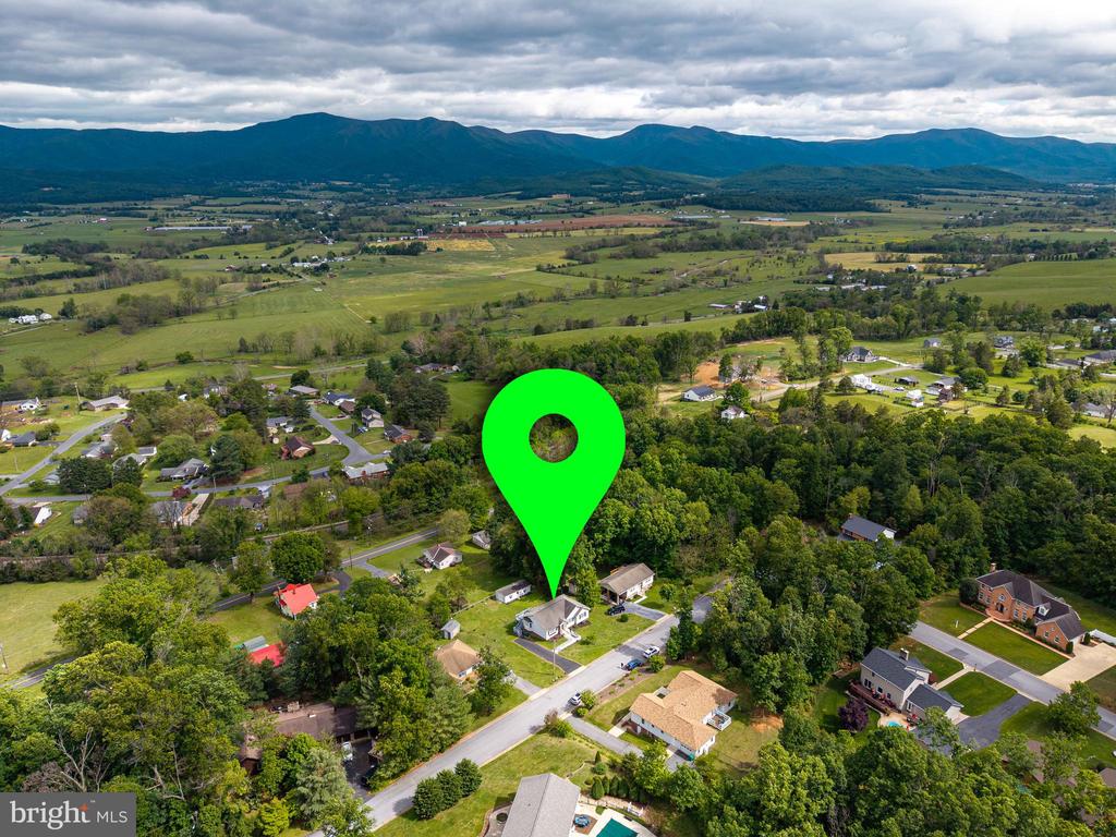 157 HERITAGE DR, LURAY, Virginia 22835, 3 Bedrooms Bedrooms, ,2 BathroomsBathrooms,Residential,157 HERITAGE DR,VAPA2006476 MLS # VAPA2006476 157 HERITAGE DR, LURAY, Virginia 22835, 3 Bedrooms Bedrooms, ,2 BathroomsBathrooms,Residential,157 HERITAGE DR,VAPA2006476 MLS # VAPA2006476