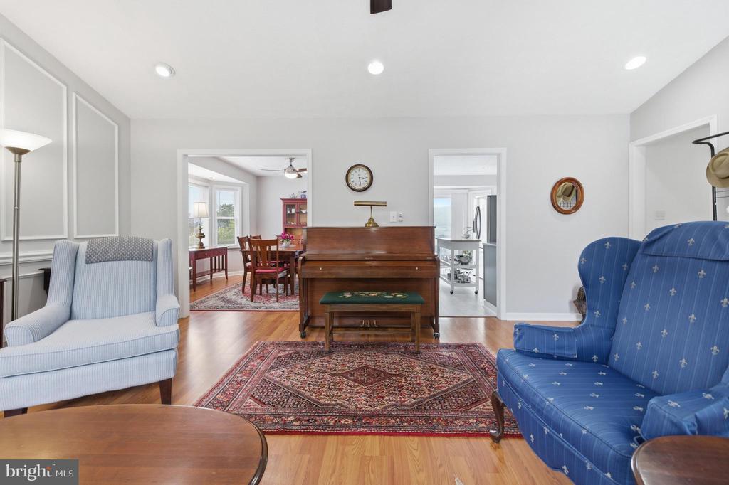 157 HERITAGE DR, LURAY, Virginia 22835, 3 Bedrooms Bedrooms, ,2 BathroomsBathrooms,Residential,157 HERITAGE DR,VAPA2006476 MLS # VAPA2006476 157 HERITAGE DR, LURAY, Virginia 22835, 3 Bedrooms Bedrooms, ,2 BathroomsBathrooms,Residential,157 HERITAGE DR,VAPA2006476 MLS # VAPA2006476