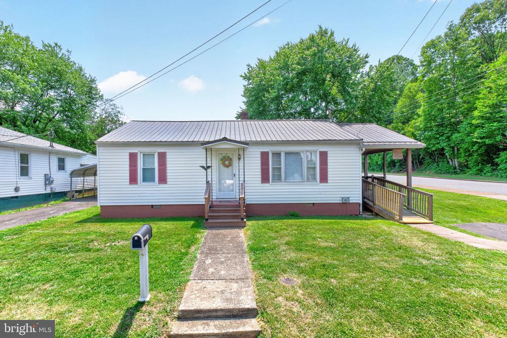 188 SPICERS MILL RD, ORANGE, Virginia 22960, 2 Bedrooms Bedrooms, ,1 BathroomBathrooms,Residential,188 SPICERS MILL RD,VAOR2014216 MLS # VAOR2014216 188 SPICERS MILL RD, ORANGE, Virginia 22960, 2 Bedrooms Bedrooms, ,1 BathroomBathrooms,Residential,188 SPICERS MILL RD,VAOR2014216 MLS # VAOR2014216
