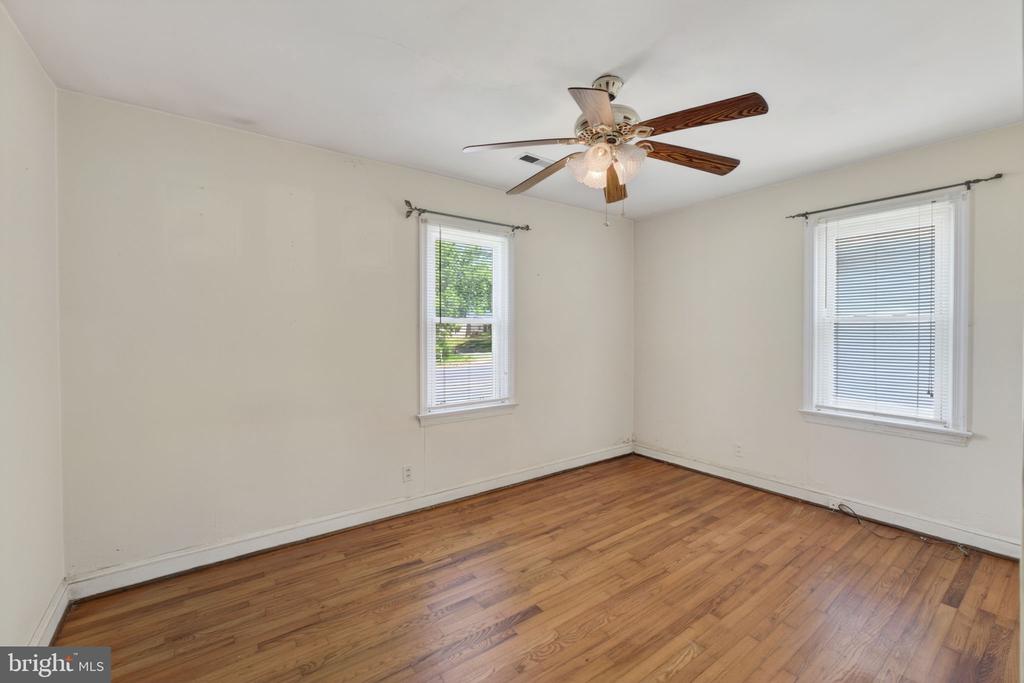 188 SPICERS MILL RD, ORANGE, Virginia 22960, 2 Bedrooms Bedrooms, ,1 BathroomBathrooms,Residential,188 SPICERS MILL RD,VAOR2014216 MLS # VAOR2014216 188 SPICERS MILL RD, ORANGE, Virginia 22960, 2 Bedrooms Bedrooms, ,1 BathroomBathrooms,Residential,188 SPICERS MILL RD,VAOR2014216 MLS # VAOR2014216