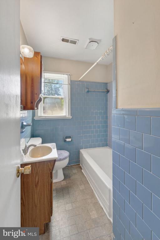 188 SPICERS MILL RD, ORANGE, Virginia 22960, 2 Bedrooms Bedrooms, ,1 BathroomBathrooms,Residential,188 SPICERS MILL RD,VAOR2014216 MLS # VAOR2014216 188 SPICERS MILL RD, ORANGE, Virginia 22960, 2 Bedrooms Bedrooms, ,1 BathroomBathrooms,Residential,188 SPICERS MILL RD,VAOR2014216 MLS # VAOR2014216