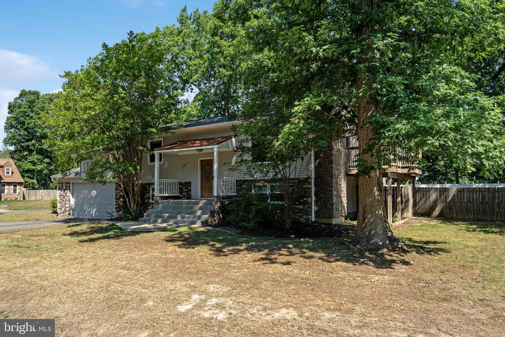 101 PATTERSON AVE, FREDERICKSBURG, Virginia 22407, 3 Bedrooms Bedrooms, ,2 BathroomsBathrooms,Residential,MILL GARDEN,101 PATTERSON AVE,VASP2042194 MLS # VASP2042194