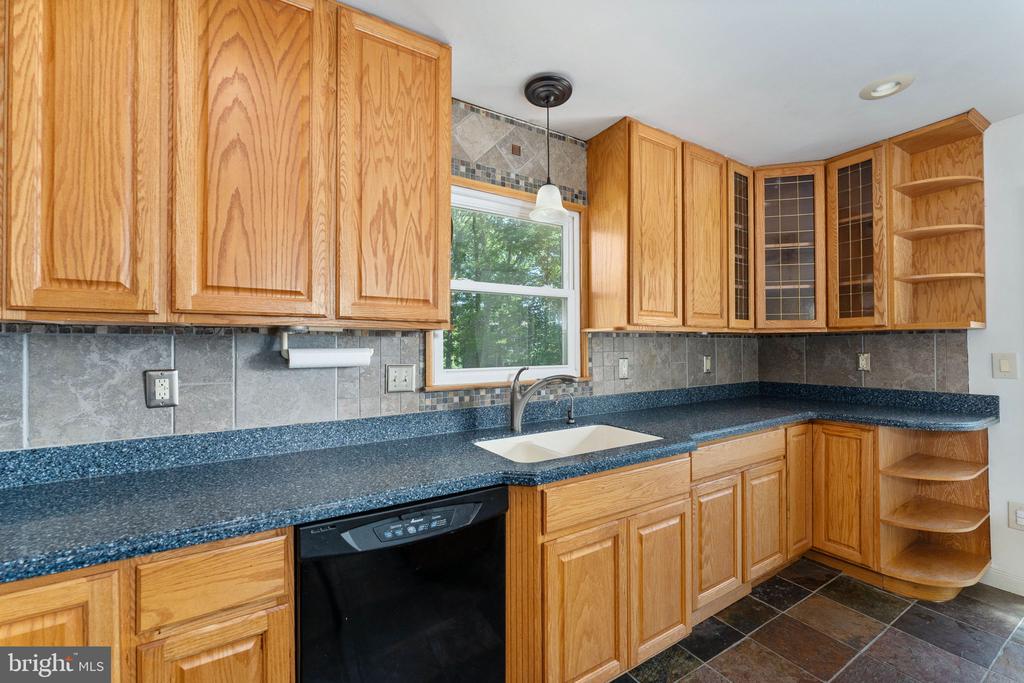 101 PATTERSON AVE, FREDERICKSBURG, Virginia 22407, 3 Bedrooms Bedrooms, ,2 BathroomsBathrooms,Residential,MILL GARDEN,101 PATTERSON AVE,VASP2042194 MLS # VASP2042194