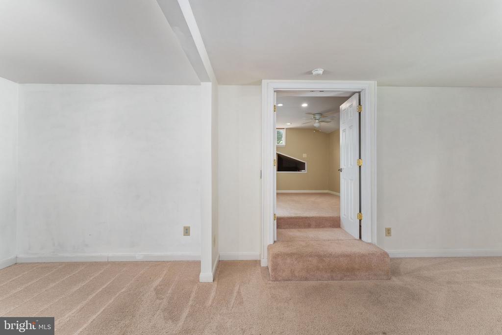 101 PATTERSON AVE, FREDERICKSBURG, Virginia 22407, 3 Bedrooms Bedrooms, ,2 BathroomsBathrooms,Residential,MILL GARDEN,101 PATTERSON AVE,VASP2042194 MLS # VASP2042194