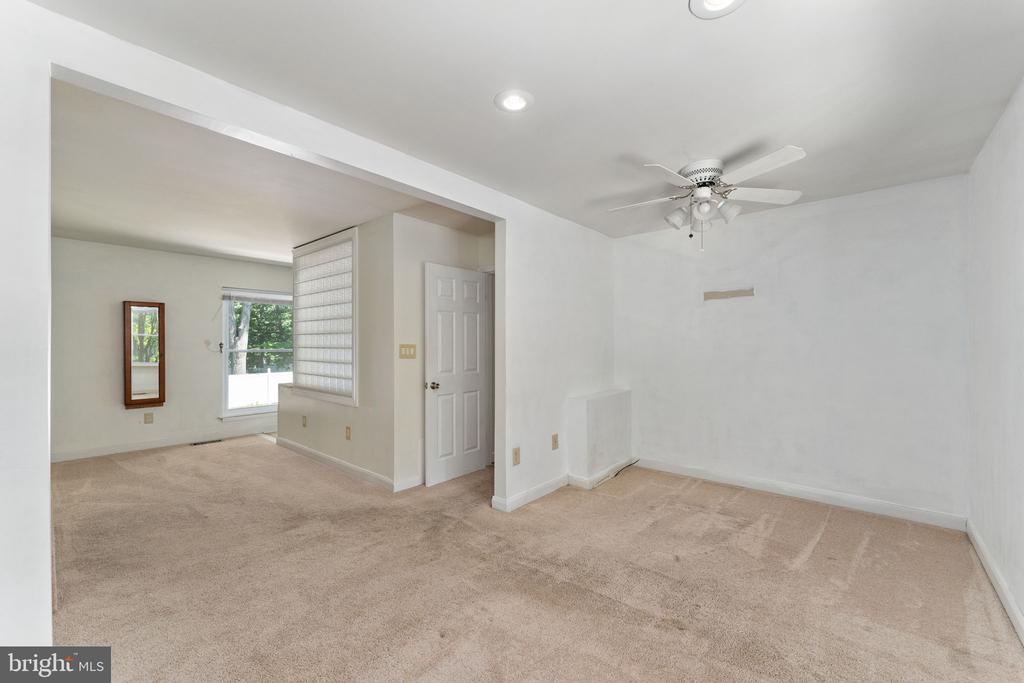 101 PATTERSON AVE, FREDERICKSBURG, Virginia 22407, 3 Bedrooms Bedrooms, ,2 BathroomsBathrooms,Residential,MILL GARDEN,101 PATTERSON AVE,VASP2042194 MLS # VASP2042194