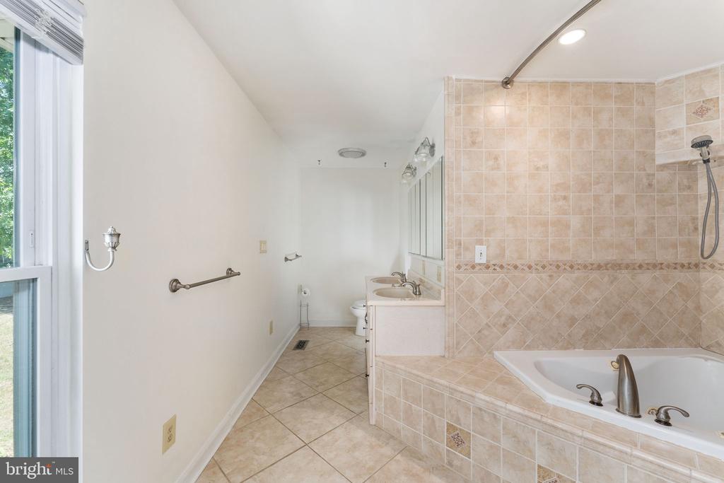 101 PATTERSON AVE, FREDERICKSBURG, Virginia 22407, 3 Bedrooms Bedrooms, ,2 BathroomsBathrooms,Residential,MILL GARDEN,101 PATTERSON AVE,VASP2042194 MLS # VASP2042194