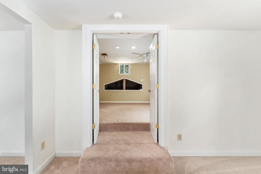 101 PATTERSON AVE, FREDERICKSBURG, Virginia 22407, 3 Bedrooms Bedrooms, ,2 BathroomsBathrooms,Residential,MILL GARDEN,101 PATTERSON AVE,VASP2042194 MLS # VASP2042194
