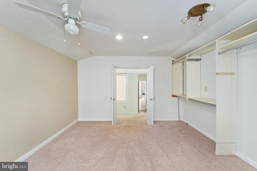 101 PATTERSON AVE, FREDERICKSBURG, Virginia 22407, 3 Bedrooms Bedrooms, ,2 BathroomsBathrooms,Residential,MILL GARDEN,101 PATTERSON AVE,VASP2042194 MLS # VASP2042194