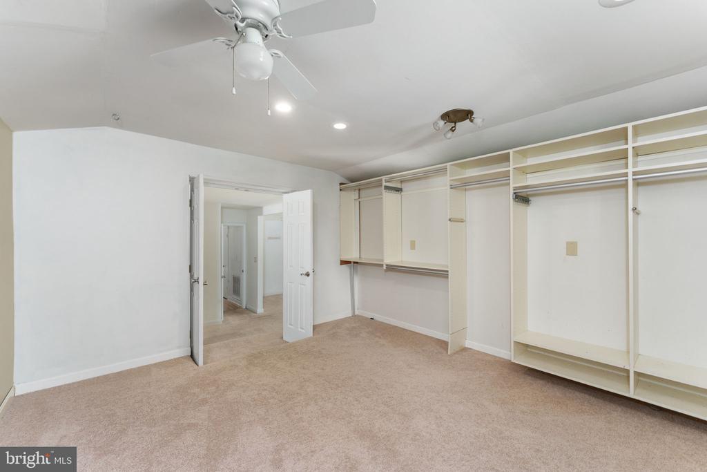 101 PATTERSON AVE, FREDERICKSBURG, Virginia 22407, 3 Bedrooms Bedrooms, ,2 BathroomsBathrooms,Residential,MILL GARDEN,101 PATTERSON AVE,VASP2042194 MLS # VASP2042194