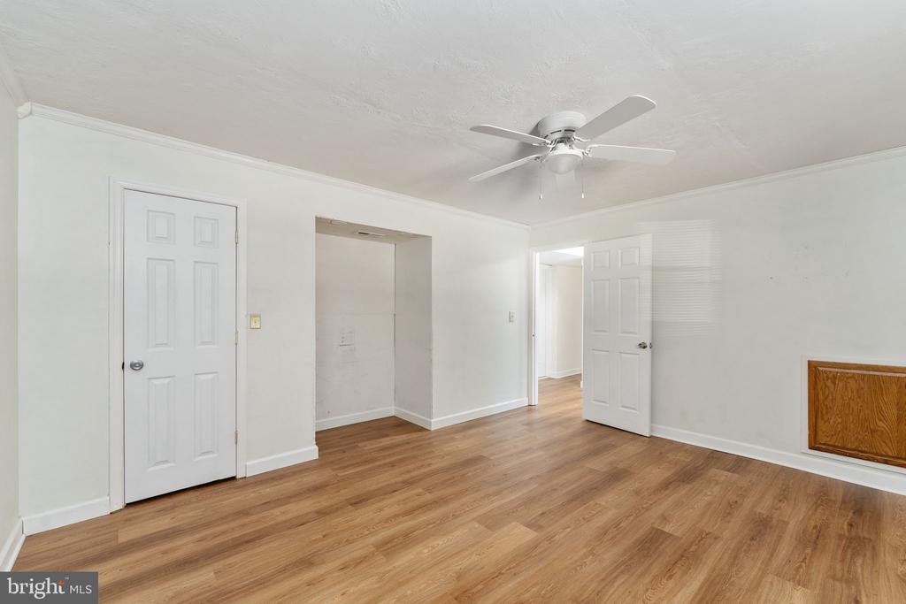 101 PATTERSON AVE, FREDERICKSBURG, Virginia 22407, 3 Bedrooms Bedrooms, ,2 BathroomsBathrooms,Residential,MILL GARDEN,101 PATTERSON AVE,VASP2042194 MLS # VASP2042194
