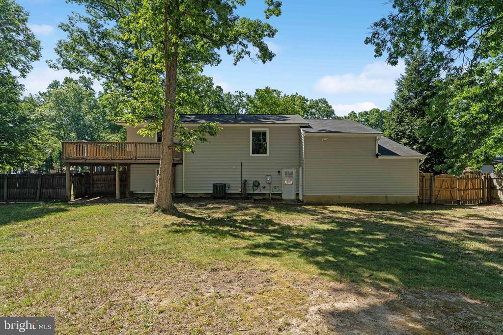 101 PATTERSON AVE, FREDERICKSBURG, Virginia 22407, 3 Bedrooms Bedrooms, ,2 BathroomsBathrooms,Residential,MILL GARDEN,101 PATTERSON AVE,VASP2042194 MLS # VASP2042194
