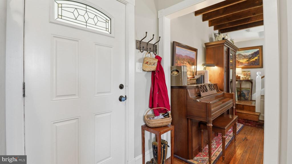 4209 PICKETT ST, THE PLAINS, Virginia 20198, 2 Bedrooms Bedrooms, ,1 BathroomBathrooms,Residential,4209 PICKETT ST,VAFQ2022120 MLS # VAFQ2022120 4209 PICKETT ST, THE PLAINS, Virginia 20198, 2 Bedrooms Bedrooms, ,1 BathroomBathrooms,Residential,4209 PICKETT ST,VAFQ2022120 MLS # VAFQ2022120