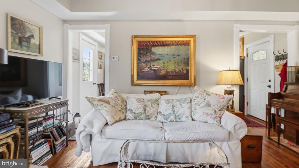 4209 PICKETT ST, THE PLAINS, Virginia 20198, 2 Bedrooms Bedrooms, ,1 BathroomBathrooms,Residential,4209 PICKETT ST,VAFQ2022120 MLS # VAFQ2022120 4209 PICKETT ST, THE PLAINS, Virginia 20198, 2 Bedrooms Bedrooms, ,1 BathroomBathrooms,Residential,4209 PICKETT ST,VAFQ2022120 MLS # VAFQ2022120