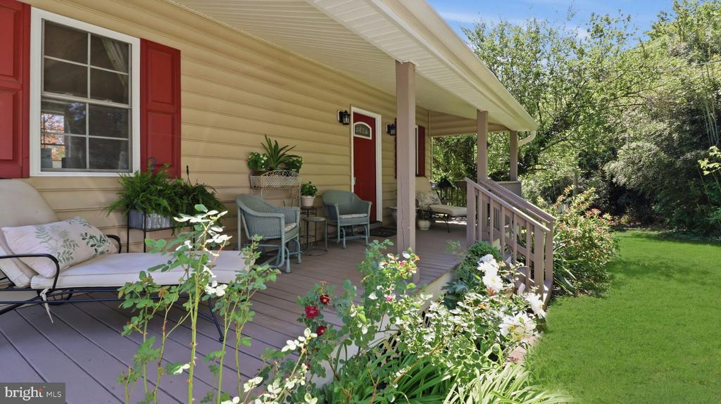 4209 PICKETT ST, THE PLAINS, Virginia 20198, 2 Bedrooms Bedrooms, ,1 BathroomBathrooms,Residential,4209 PICKETT ST,VAFQ2022120 MLS # VAFQ2022120 4209 PICKETT ST, THE PLAINS, Virginia 20198, 2 Bedrooms Bedrooms, ,1 BathroomBathrooms,Residential,4209 PICKETT ST,VAFQ2022120 MLS # VAFQ2022120