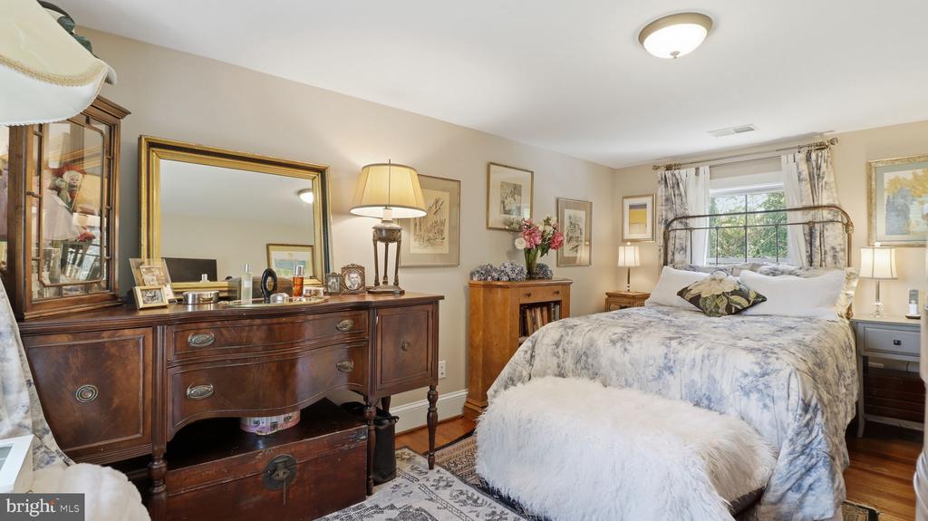4209 PICKETT ST, THE PLAINS, Virginia 20198, 2 Bedrooms Bedrooms, ,1 BathroomBathrooms,Residential,4209 PICKETT ST,VAFQ2022120 MLS # VAFQ2022120 4209 PICKETT ST, THE PLAINS, Virginia 20198, 2 Bedrooms Bedrooms, ,1 BathroomBathrooms,Residential,4209 PICKETT ST,VAFQ2022120 MLS # VAFQ2022120