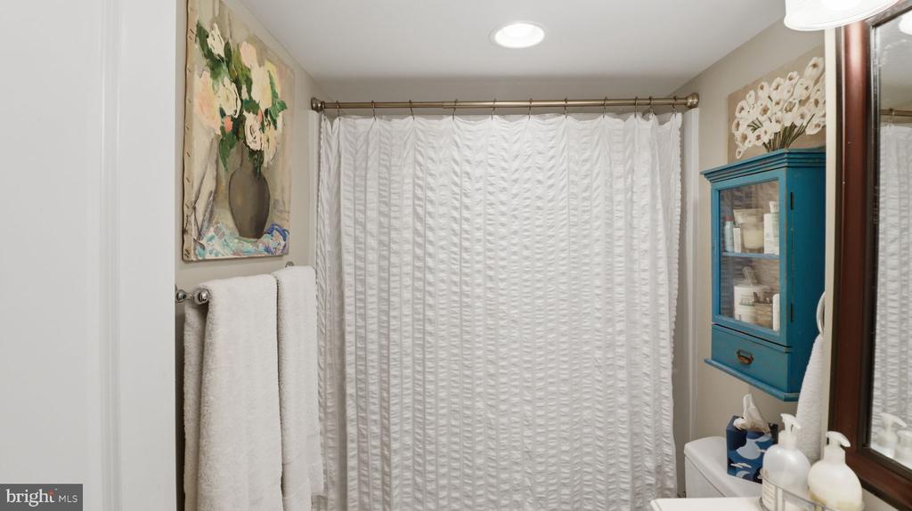4209 PICKETT ST, THE PLAINS, Virginia 20198, 2 Bedrooms Bedrooms, ,1 BathroomBathrooms,Residential,4209 PICKETT ST,VAFQ2022120 MLS # VAFQ2022120 4209 PICKETT ST, THE PLAINS, Virginia 20198, 2 Bedrooms Bedrooms, ,1 BathroomBathrooms,Residential,4209 PICKETT ST,VAFQ2022120 MLS # VAFQ2022120