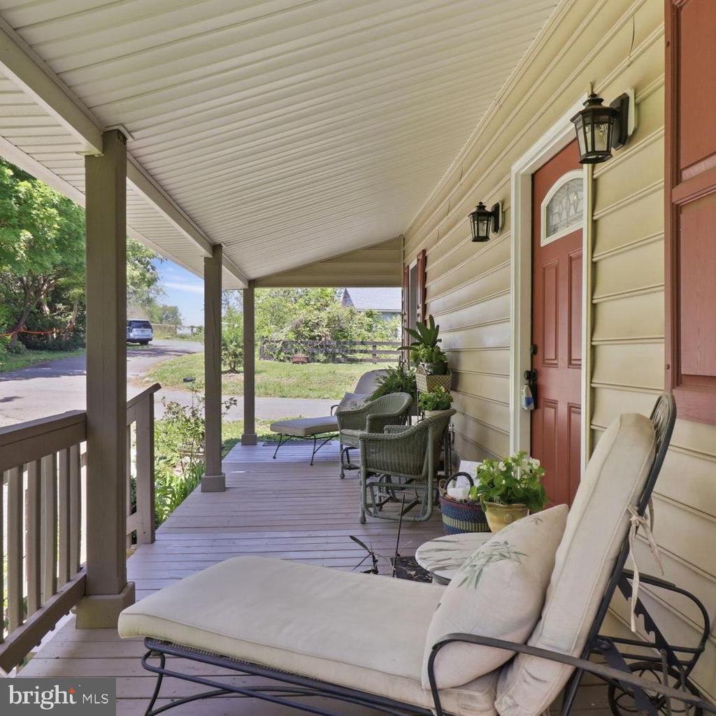 4209 PICKETT ST, THE PLAINS, Virginia 20198, 2 Bedrooms Bedrooms, ,1 BathroomBathrooms,Residential,4209 PICKETT ST,VAFQ2022120 MLS # VAFQ2022120 4209 PICKETT ST, THE PLAINS, Virginia 20198, 2 Bedrooms Bedrooms, ,1 BathroomBathrooms,Residential,4209 PICKETT ST,VAFQ2022120 MLS # VAFQ2022120