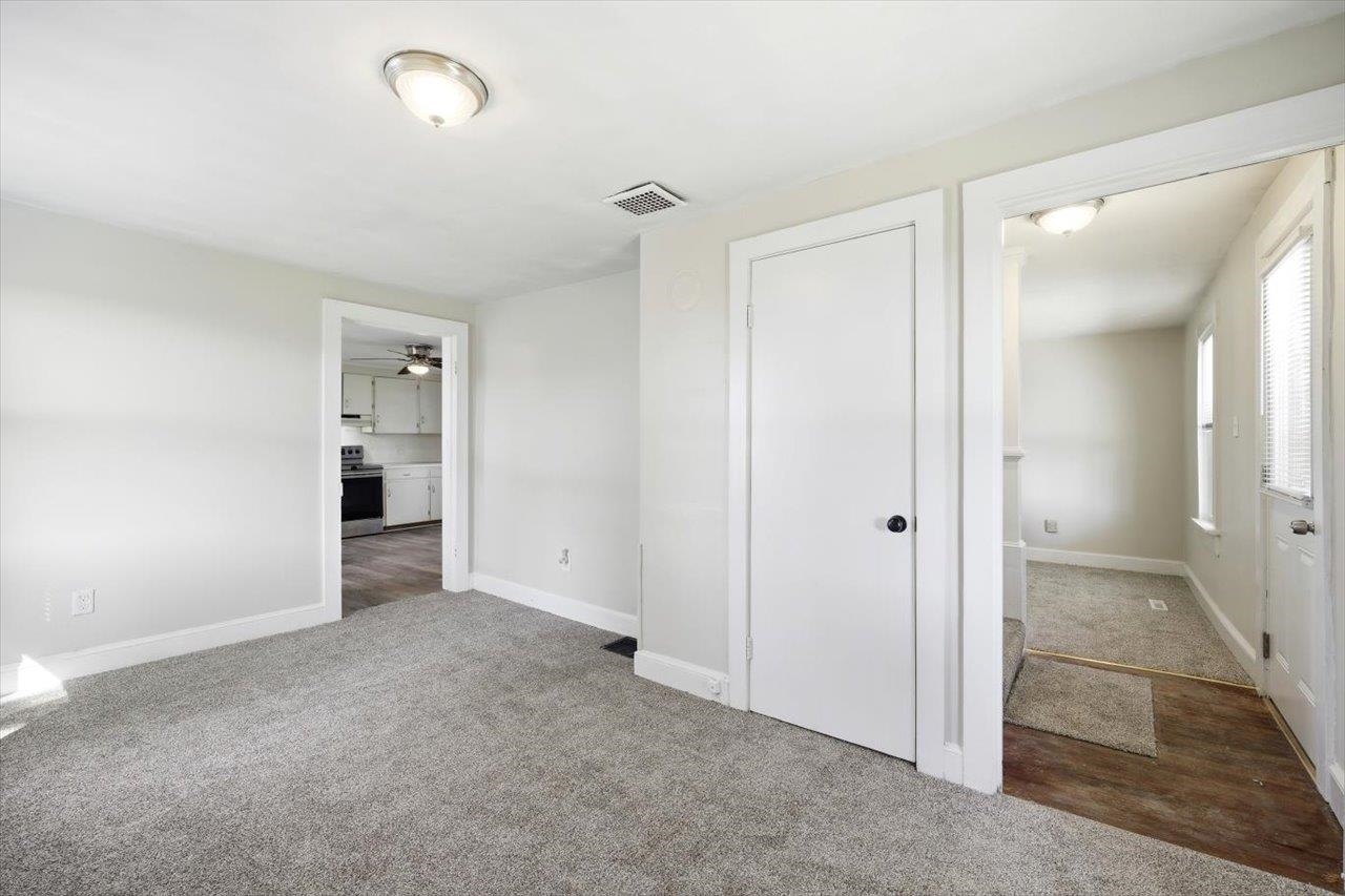 5096 BATTLEFIELD DR, ROCKINGHAM, Virginia 22801, 3 Bedrooms Bedrooms, ,1 BathroomBathrooms,Residential,Battlefield Property,5096 BATTLEFIELD DR,677427 MLS # 677427 5096 BATTLEFIELD DR, ROCKINGHAM, Virginia 22801, 3 Bedrooms Bedrooms, ,1 BathroomBathrooms,Residential,Battlefield Property,5096 BATTLEFIELD DR,677427 MLS # 677427