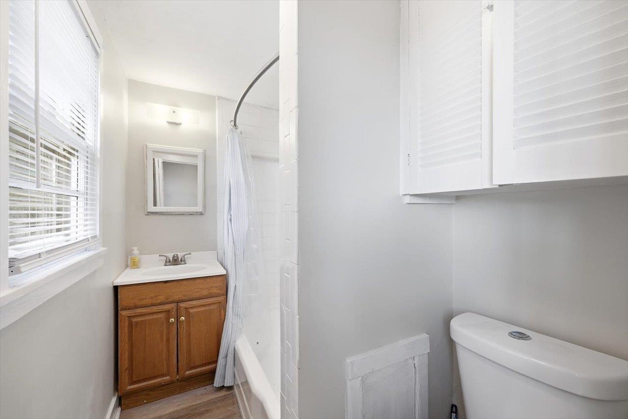 5096 BATTLEFIELD DR, ROCKINGHAM, Virginia 22801, 3 Bedrooms Bedrooms, ,1 BathroomBathrooms,Residential,Battlefield Property,5096 BATTLEFIELD DR,677427 MLS # 677427 5096 BATTLEFIELD DR, ROCKINGHAM, Virginia 22801, 3 Bedrooms Bedrooms, ,1 BathroomBathrooms,Residential,Battlefield Property,5096 BATTLEFIELD DR,677427 MLS # 677427