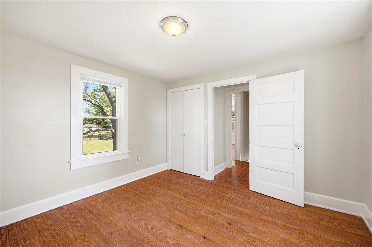 5096 BATTLEFIELD DR, ROCKINGHAM, Virginia 22801, 3 Bedrooms Bedrooms, ,1 BathroomBathrooms,Residential,Battlefield Property,5096 BATTLEFIELD DR,677427 MLS # 677427 5096 BATTLEFIELD DR, ROCKINGHAM, Virginia 22801, 3 Bedrooms Bedrooms, ,1 BathroomBathrooms,Residential,Battlefield Property,5096 BATTLEFIELD DR,677427 MLS # 677427