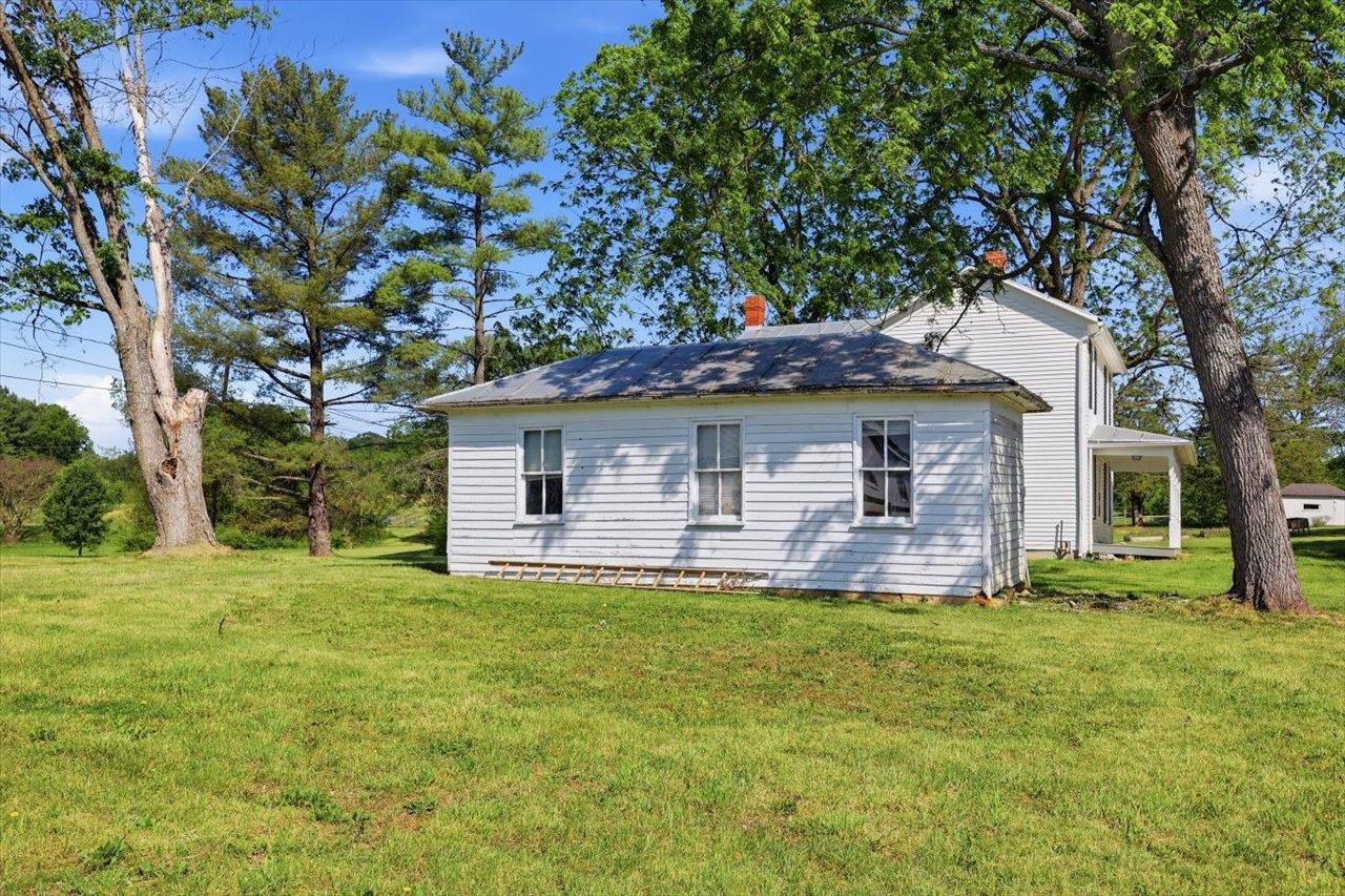 5096 BATTLEFIELD DR, ROCKINGHAM, Virginia 22801, 3 Bedrooms Bedrooms, ,1 BathroomBathrooms,Residential,Battlefield Property,5096 BATTLEFIELD DR,677427 MLS # 677427 5096 BATTLEFIELD DR, ROCKINGHAM, Virginia 22801, 3 Bedrooms Bedrooms, ,1 BathroomBathrooms,Residential,Battlefield Property,5096 BATTLEFIELD DR,677427 MLS # 677427