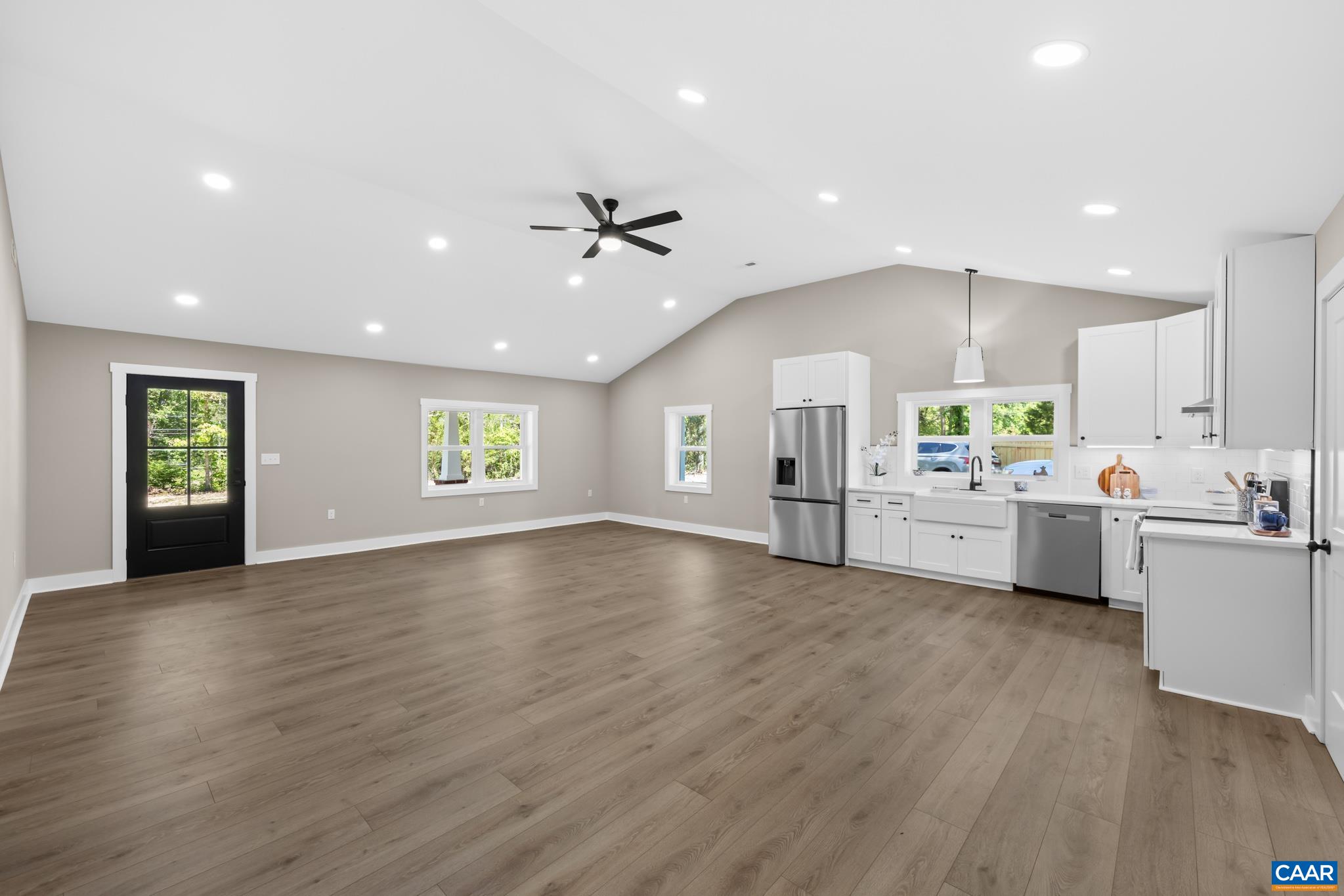 2155 THOMAS JEFFERSON DR, CHARLOTTESVILLE, Virginia 22902, 3 Bedrooms Bedrooms, ,2 BathroomsBathrooms,Residential,2155 THOMAS JEFFERSON DR,677429 MLS # 677429