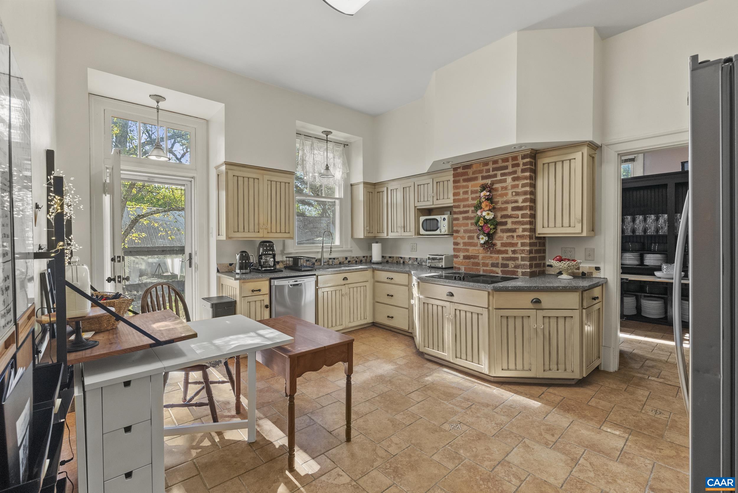 116 WINRIDGE DR, MADISON HEIGHTS, Virginia 24572, 5 Bedrooms Bedrooms, ,3 BathroomsBathrooms,Residential,Winridge Manor,116 WINRIDGE DR,677430 MLS # 677430 116 WINRIDGE DR, MADISON HEIGHTS, Virginia 24572, 5 Bedrooms Bedrooms, ,3 BathroomsBathrooms,Residential,Winridge Manor,116 WINRIDGE DR,677430 MLS # 677430