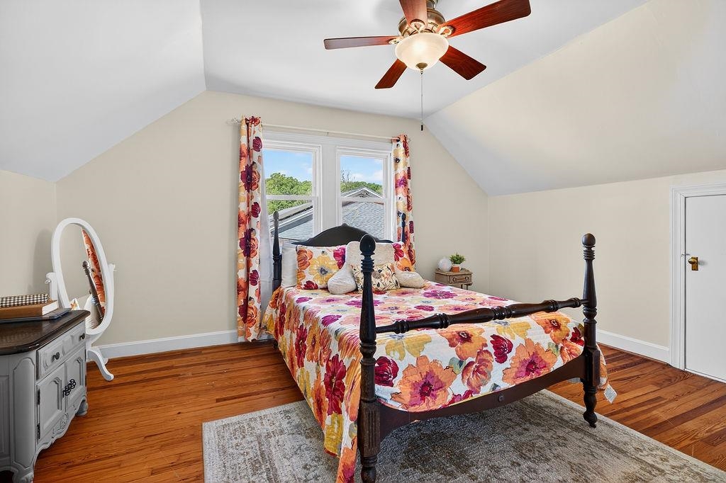 1003 SKYMONT RD, STAUNTON, Virginia 24401, 3 Bedrooms Bedrooms, ,1 BathroomBathrooms,Residential,1003 SKYMONT RD,677440 MLS # 677440