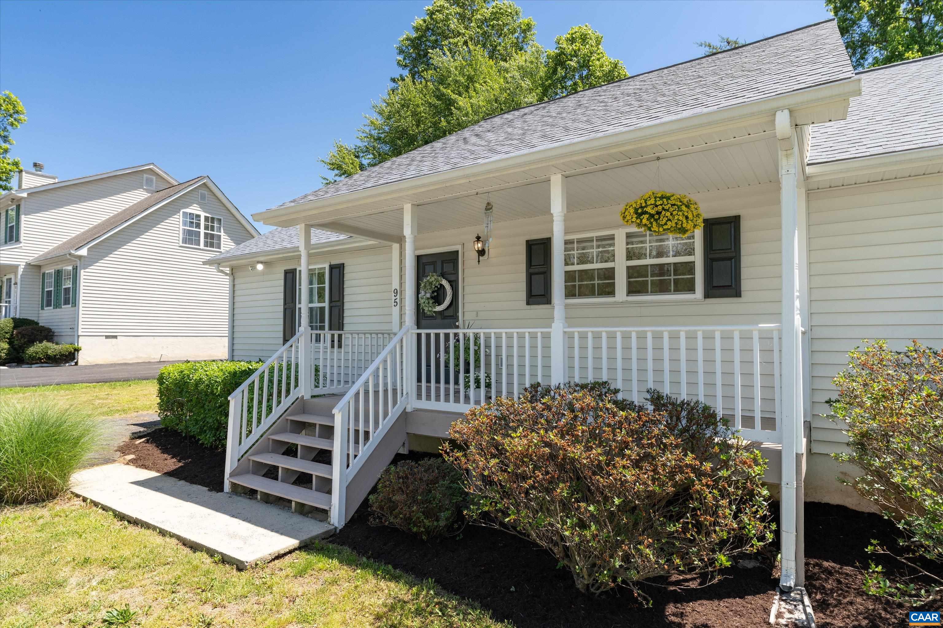 95 MILLSTONE LN, STANARDSVILLE, Virginia 22973, 3 Bedrooms Bedrooms, ,2 BathroomsBathrooms,Residential,95 MILLSTONE LN,677441 MLS # 677441