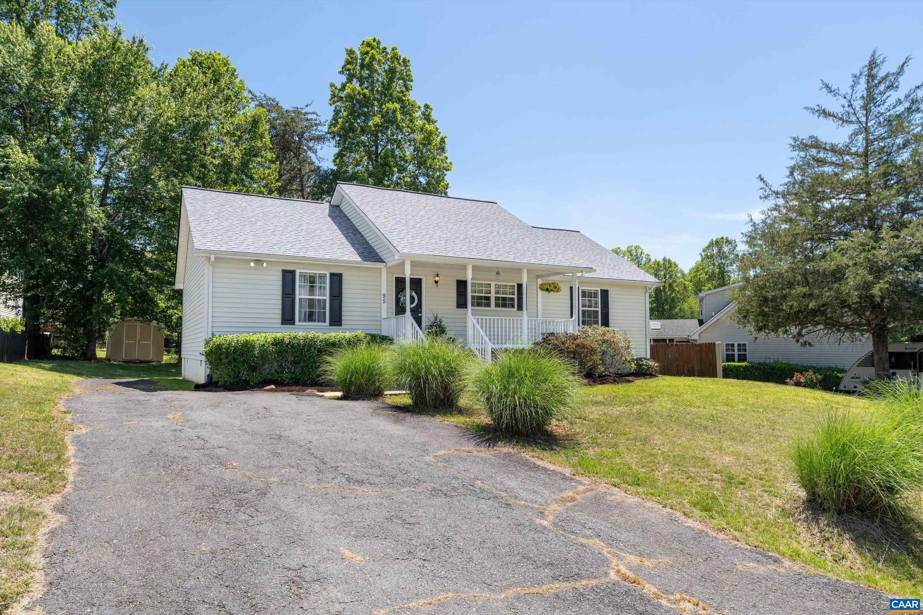 95 MILLSTONE LN, STANARDSVILLE, Virginia 22973, 3 Bedrooms Bedrooms, ,2 BathroomsBathrooms,Residential,95 MILLSTONE LN,677441 MLS # 677441