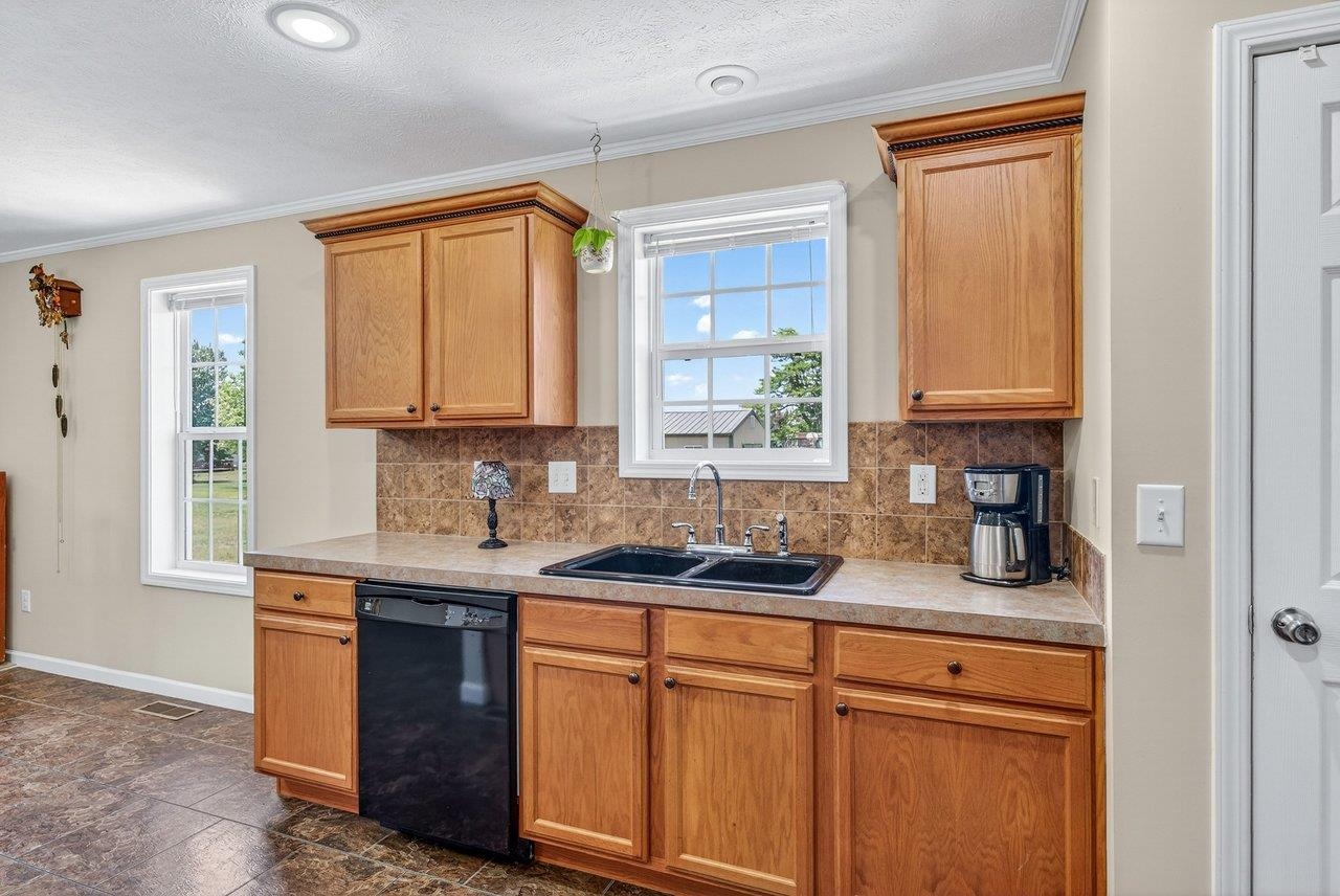 2242 W DRY RIVER RD, DAYTON, Virginia 22821, 4 Bedrooms Bedrooms, ,2 BathroomsBathrooms,Residential,2242 W DRY RIVER RD,677443 MLS # 677443 2242 W DRY RIVER RD, DAYTON, Virginia 22821, 4 Bedrooms Bedrooms, ,2 BathroomsBathrooms,Residential,2242 W DRY RIVER RD,677443 MLS # 677443