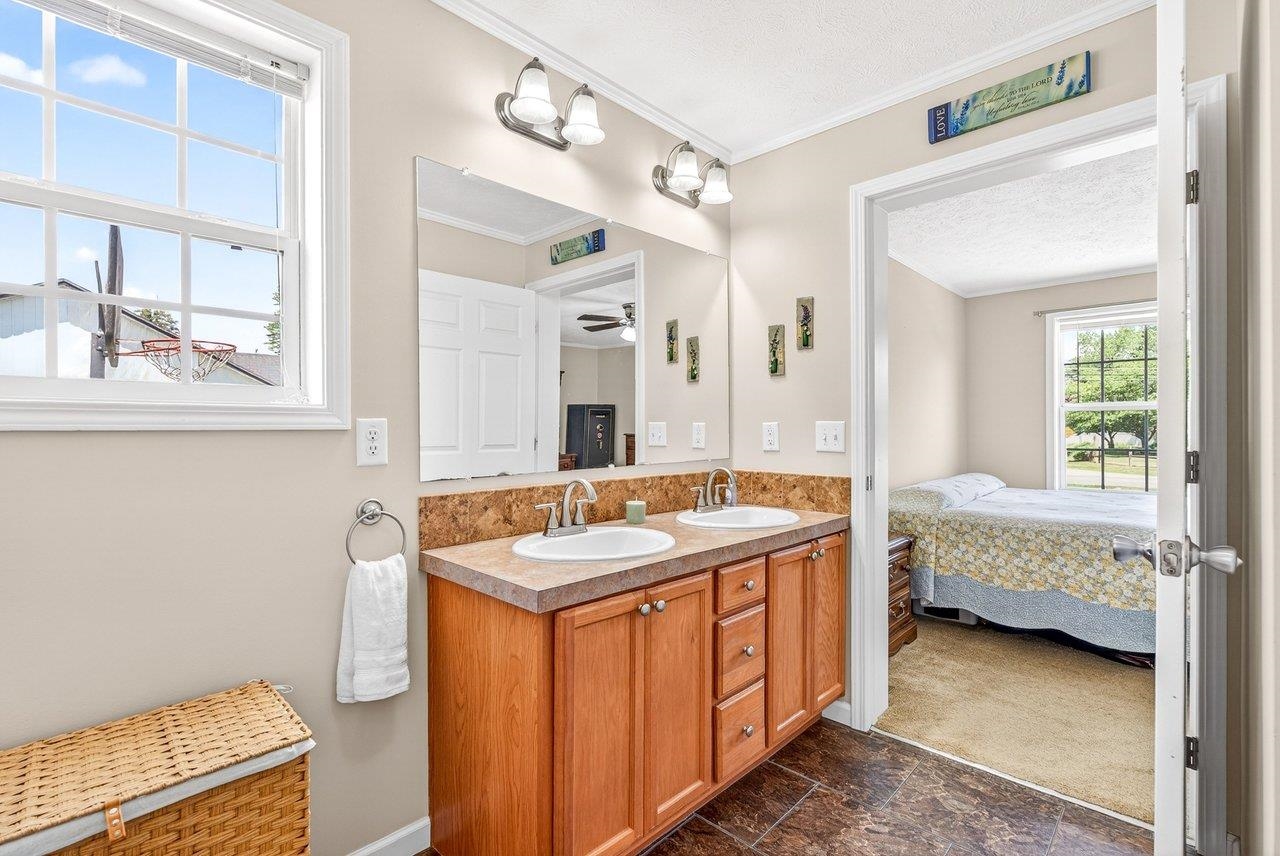 2242 W DRY RIVER RD, DAYTON, Virginia 22821, 4 Bedrooms Bedrooms, ,2 BathroomsBathrooms,Residential,2242 W DRY RIVER RD,677443 MLS # 677443 2242 W DRY RIVER RD, DAYTON, Virginia 22821, 4 Bedrooms Bedrooms, ,2 BathroomsBathrooms,Residential,2242 W DRY RIVER RD,677443 MLS # 677443